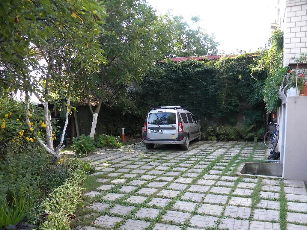 Guest House Dacha Kyiv