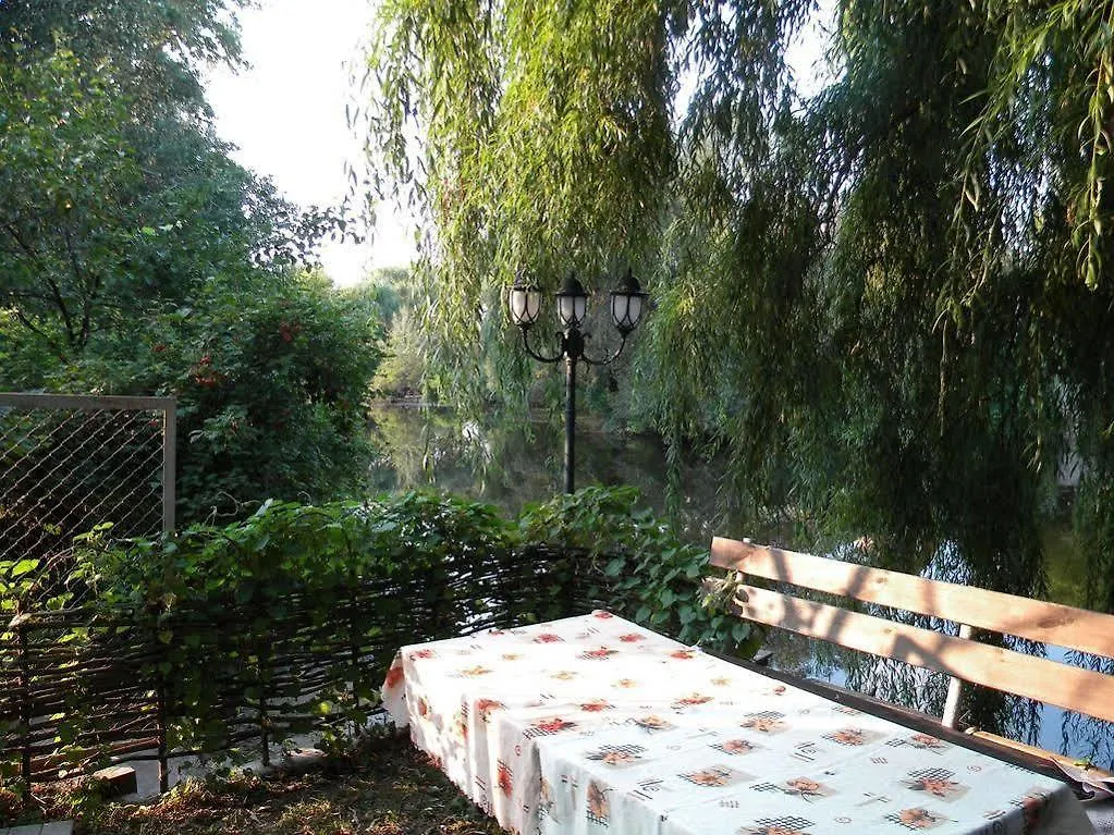 Guest House Dacha Kyiv Ukraine
